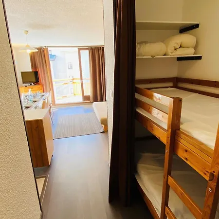 T2 Au Pied Des Pistes Avec Balcon Expose Sud, Ideal Pour 6 Personnes, Proche Commerces! - Fr-1-516-8 *