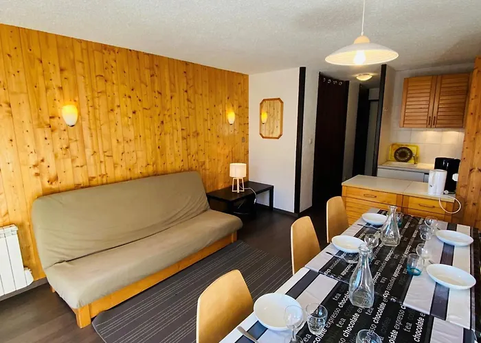 Apartment Bel Au Pied Des Pistes, 6 Pers. - Fr-1-516-8